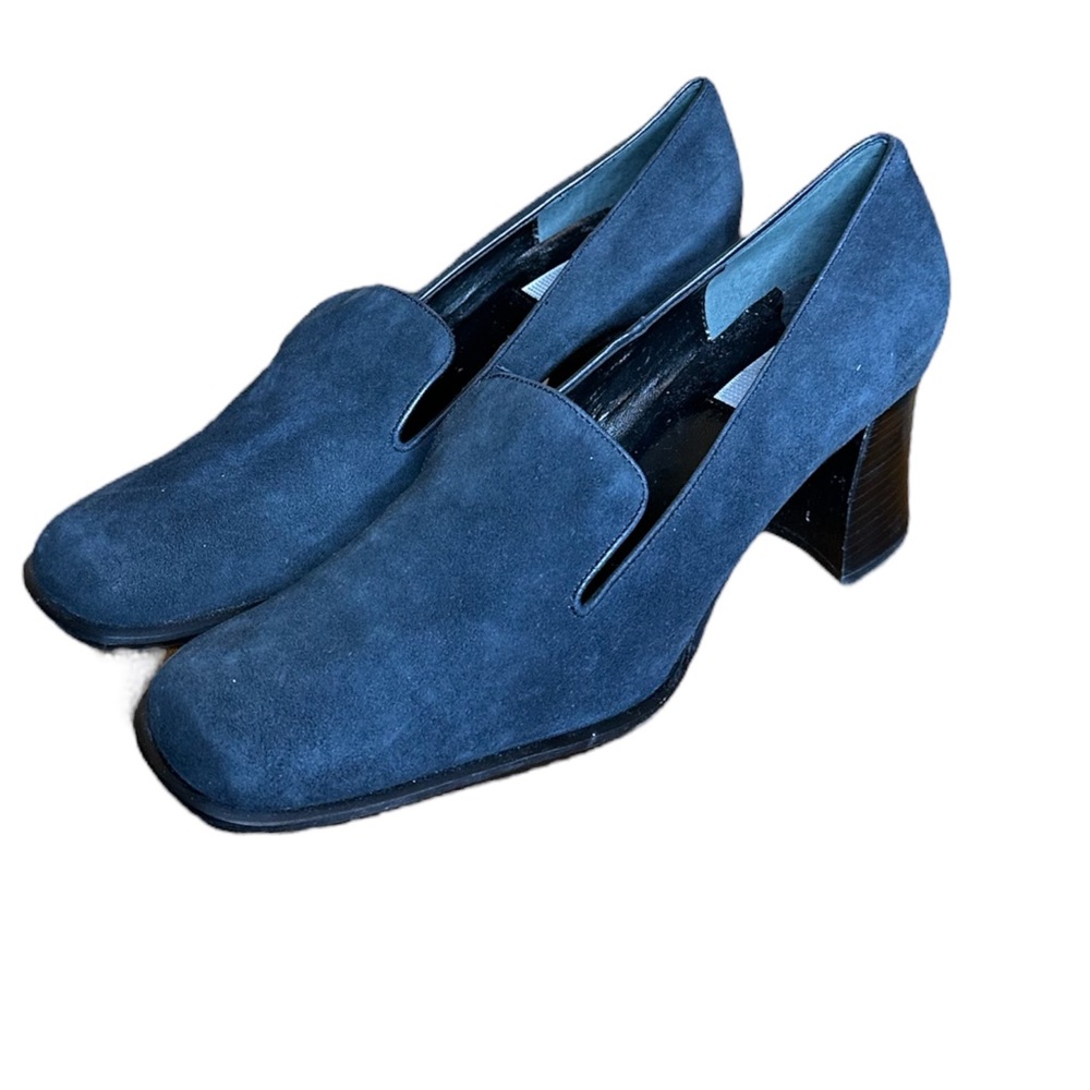 Jacqueline Ferrar Black Suede Pumps Size 10